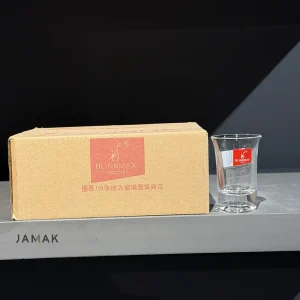 شات شیشه‌ای بلینک مکس مدل 1501 با بدنه شفاف و طراحی کلاسیک